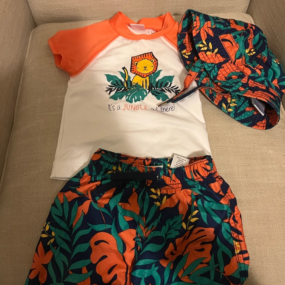 Gymboree 6-12M infant swim set